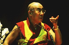 DalaiLama8.jpg (12612 octets)